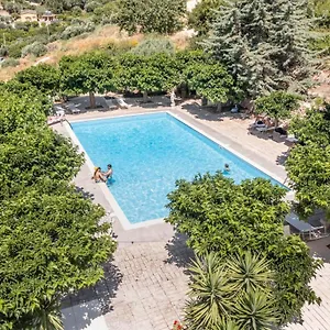 Bauernhof Val Di, Noto